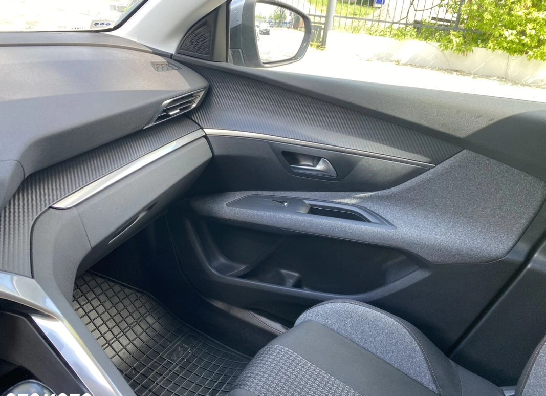 Peugeot 3008 cena 68800 przebieg: 107253, rok produkcji 2019 z Ostrołęka małe 301